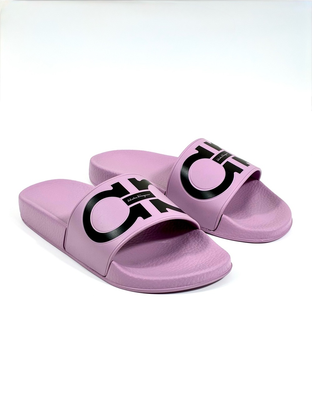 Salvatore Ferragamo Groovy Dual Gancini Sport Pool Slide Sandals 8 Marshmallow
